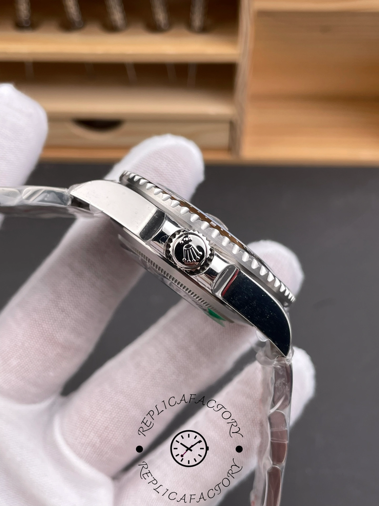 Rolex Sea-Dweller 126600 0002 43mm Replica Black Dial Watch