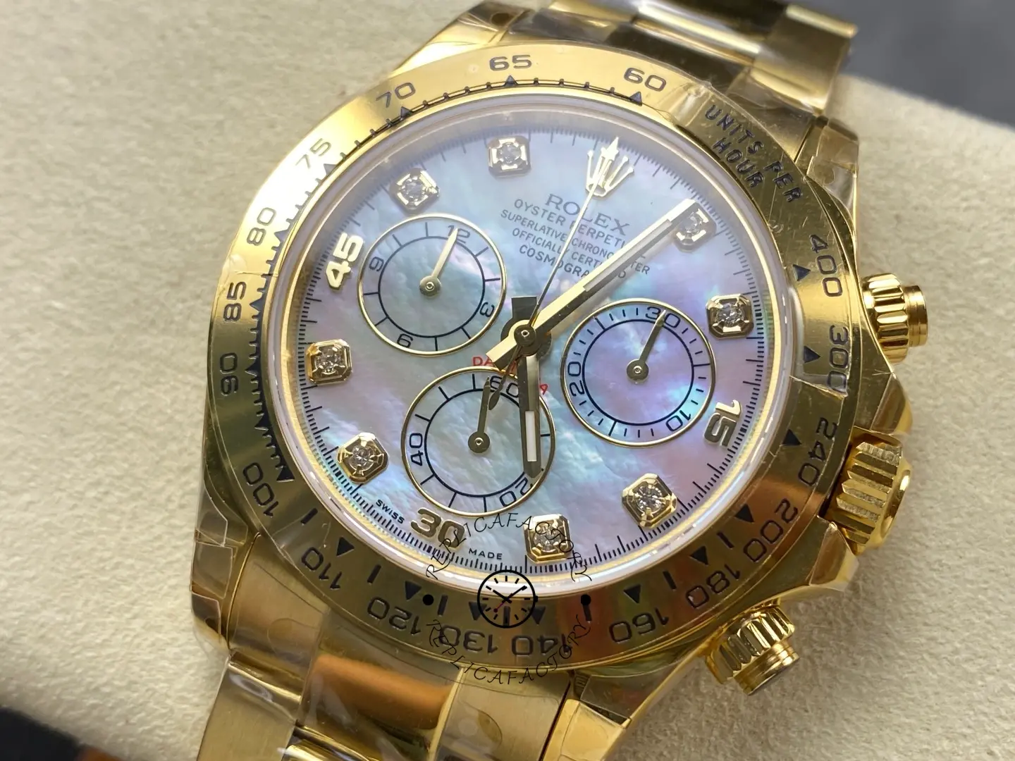 Rolex Daytona 116528 Yellow Gold Mother of Pearl Diamond Dial 40mm Mens Replica Watch