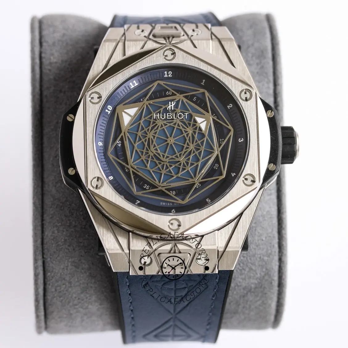 Front view of Hublot Big Bang 415.NX.1112.VR.MXM16 in blue, showing the geometric openworked dial.