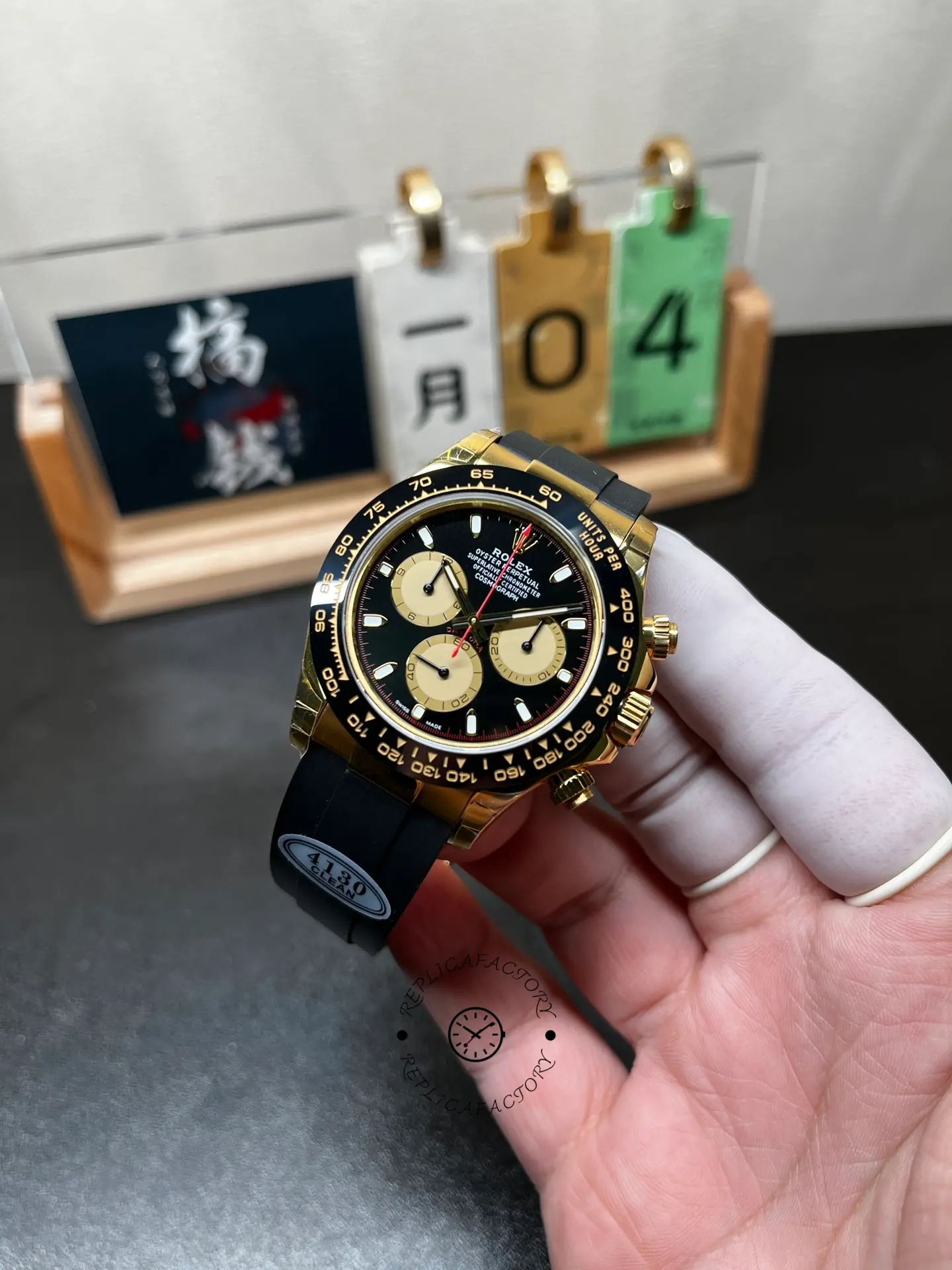 Rolex Daytona 116518LN-0039 Black Dial Rubber strap 40mm Mens Replica Watch
