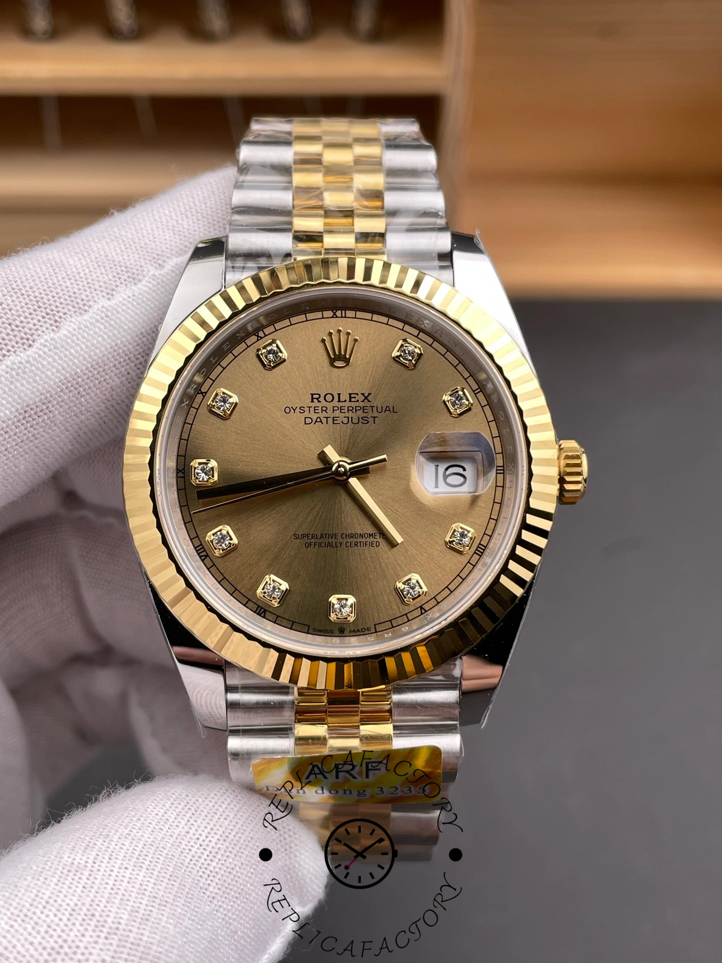 2022 Rolex Datejust Champagne Diamond Dial Two Tone M126333-0012 41mm Mens Replica Watch