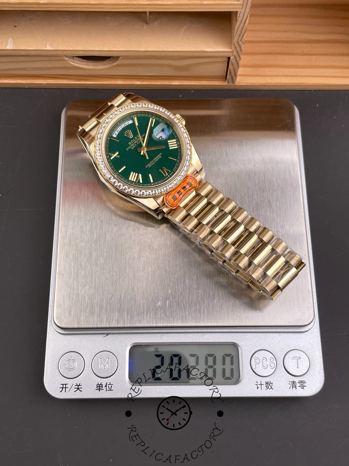 Rolex Day Date 40 18K Yellow Gold Green Dial Diamond Bezel M228348RBR 0040 Men's Watch