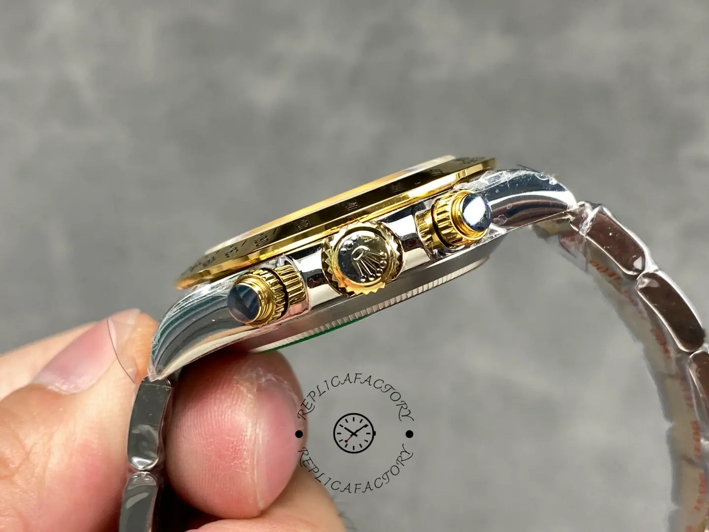 Rolex Daytona 116523 Steel Yellow Gold Blue Racing Dial 40mm Mens Replica Watch