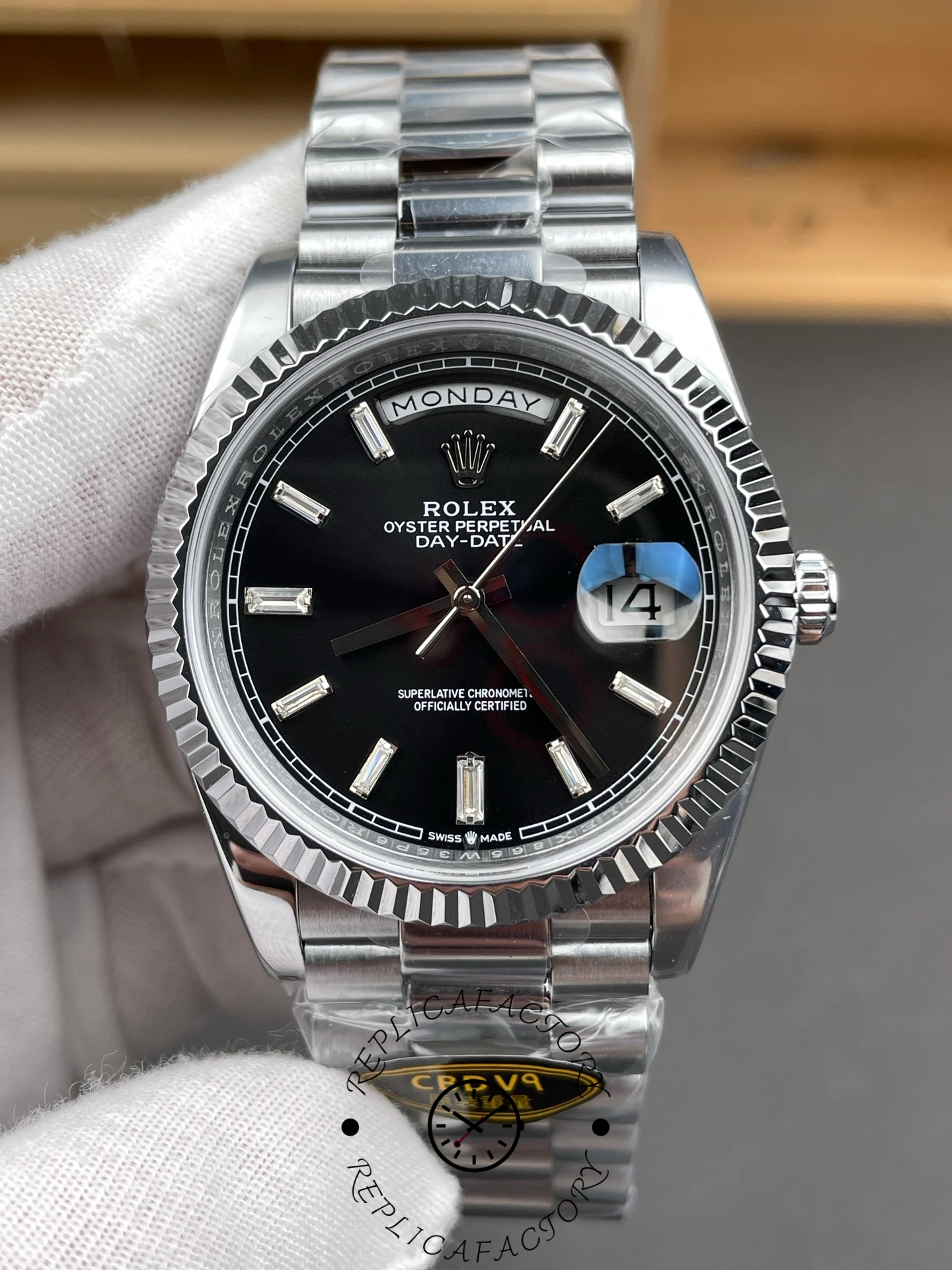 Rolex Day-Date 40mm 228239 0005 Black Diamond Dial Fluted Bezel Mens Replica Watch