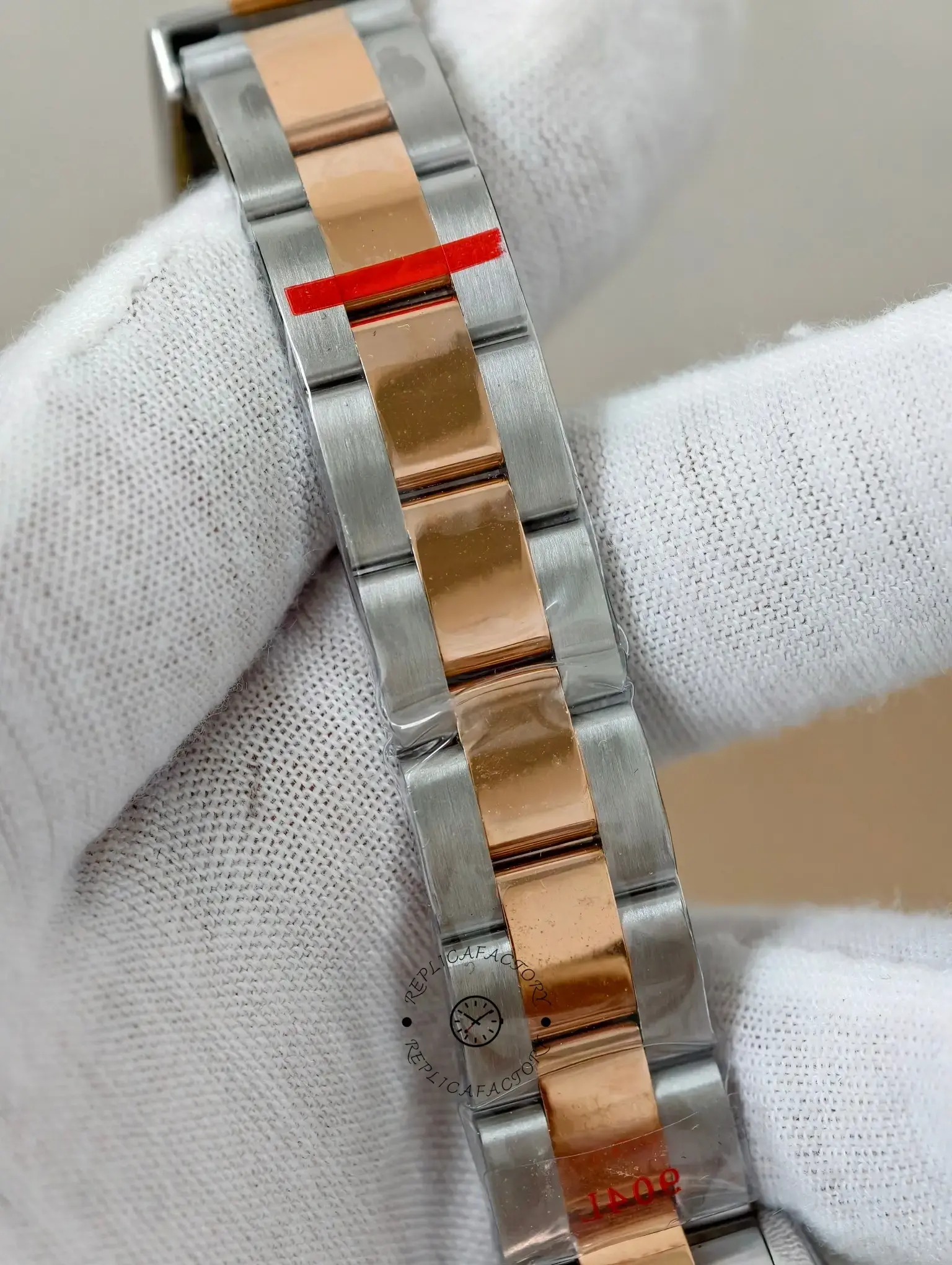 Rolex Lady-Datejust 28 Two-Tone Oyster Steel Strap 279381RBR-0028 Replica