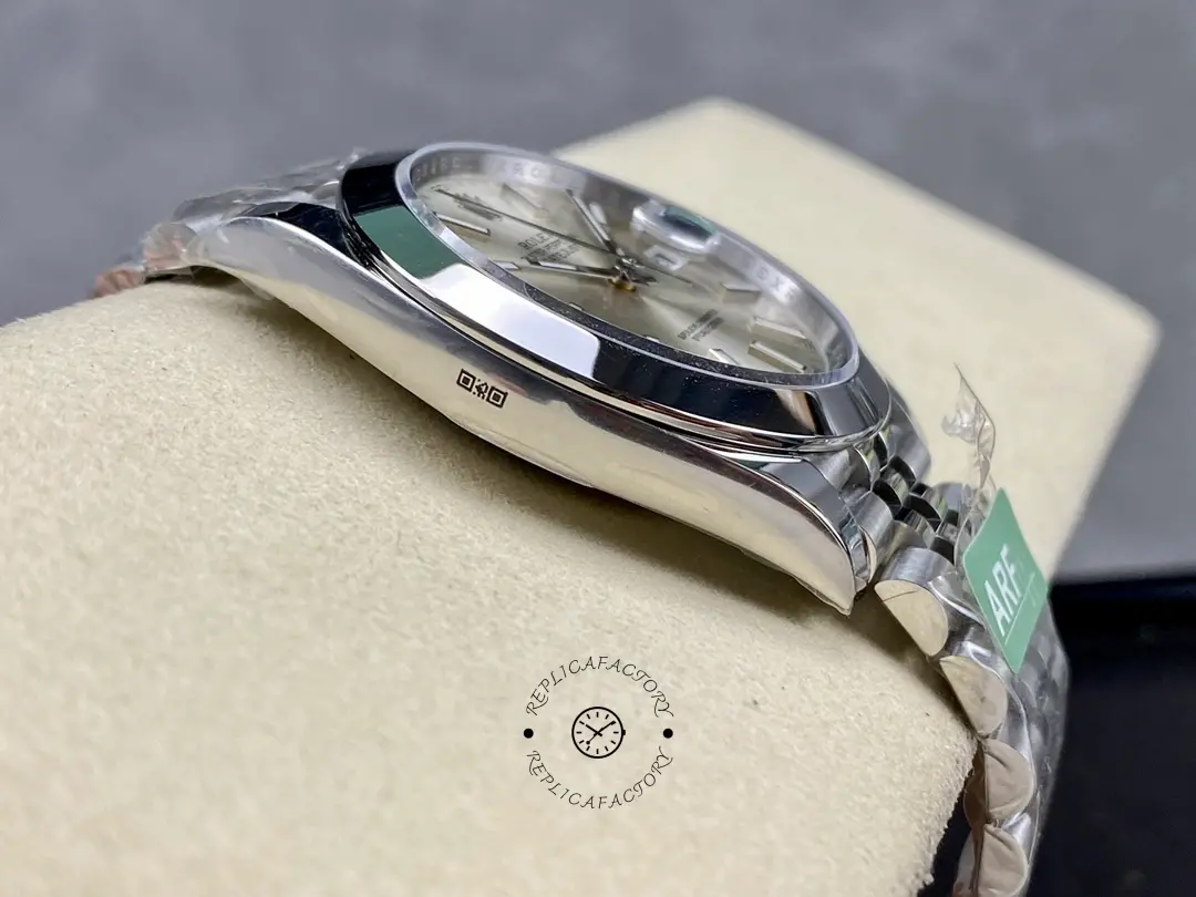 Rolex Datejust 41mm m126300 0004 Silver Stick DIal  Oystersteel Case Domed Bezel