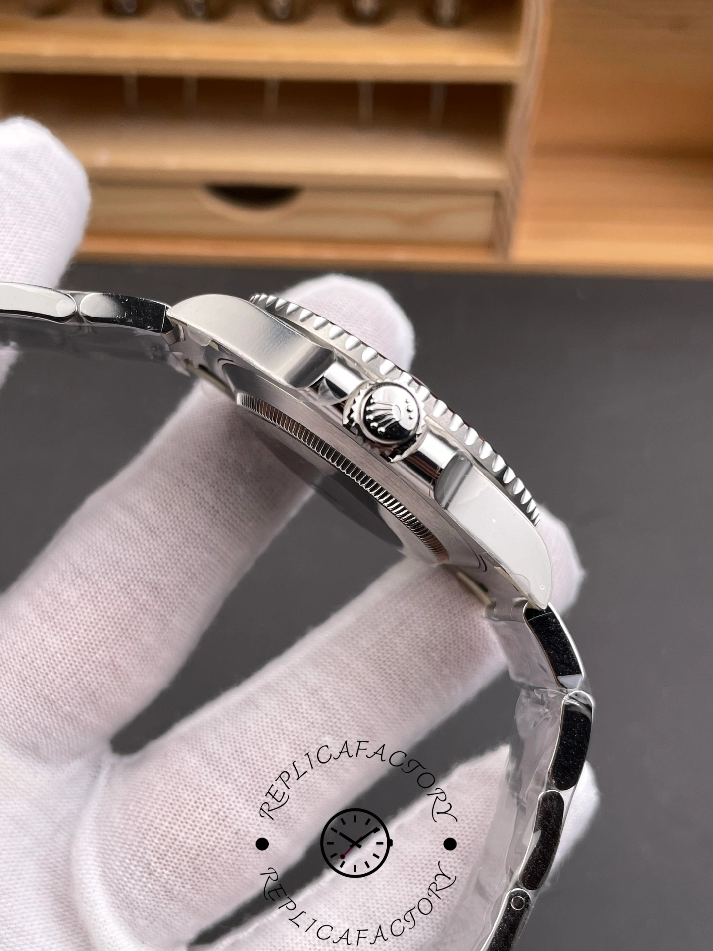 Rolex Submariner 116619LB White Gold Blue Dial 40mm Mens Replica Watch
