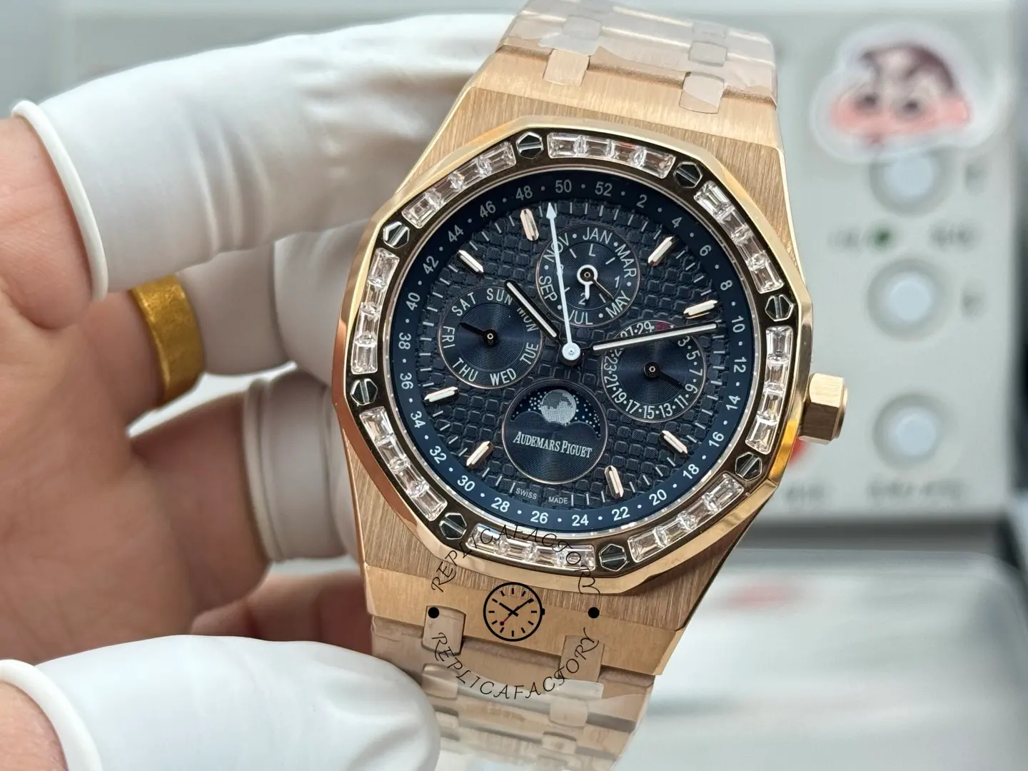 AP 26598BC.ZZ.1220BC.01 Royal Oak 41 Blue Dial 1:1 Clone Rose Gold