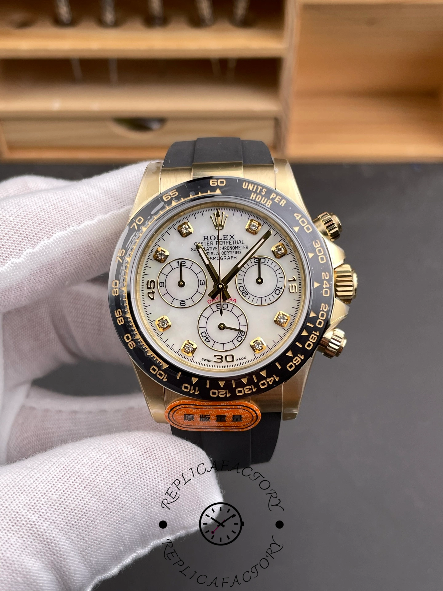 Rolex Daytona 116518LN Rubber Strap MOP Diamond Dial 40mm Mens Replica Watch
