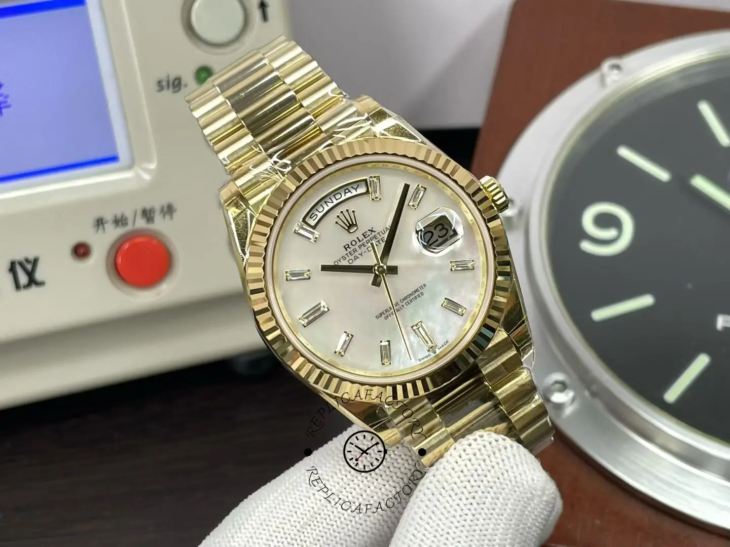 Rolex Day Date Oyster 40 mm Yellow Gold President Mother of Pearl Diamond Dial M228238 0071