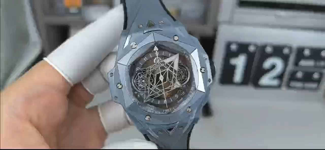 Hublot Big Bang Sang Bleu II 418.NX.1107.RX.MXM19 Replica Mens Watch - Video