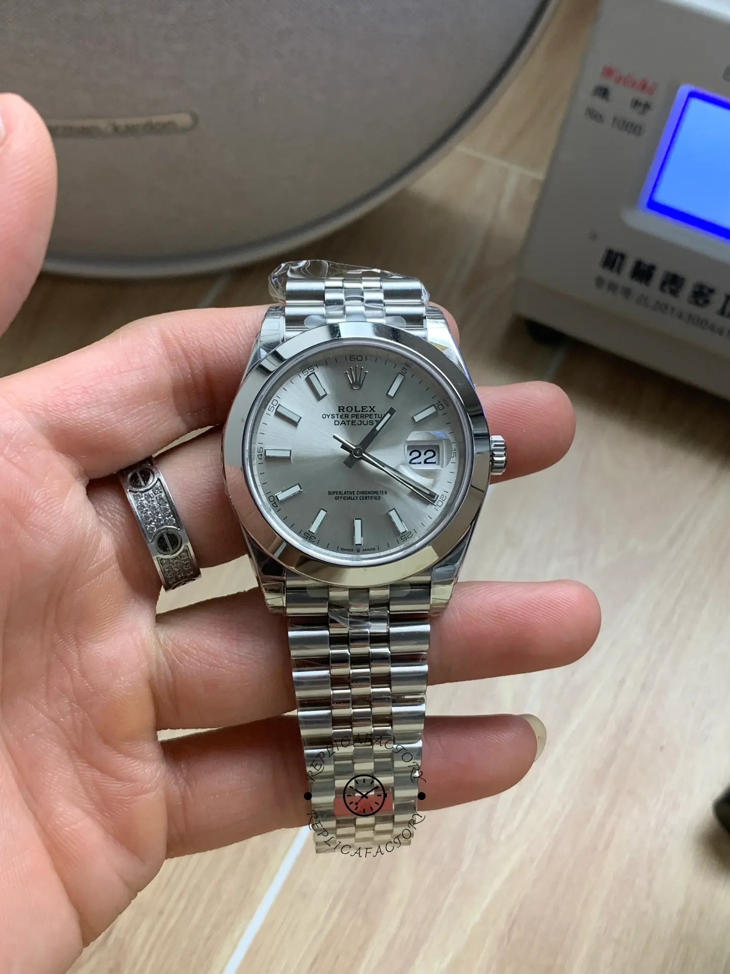 Rolex Datejust 41mm m126300 0004 Silver Stick DIal  Oystersteel Case Domed Bezel