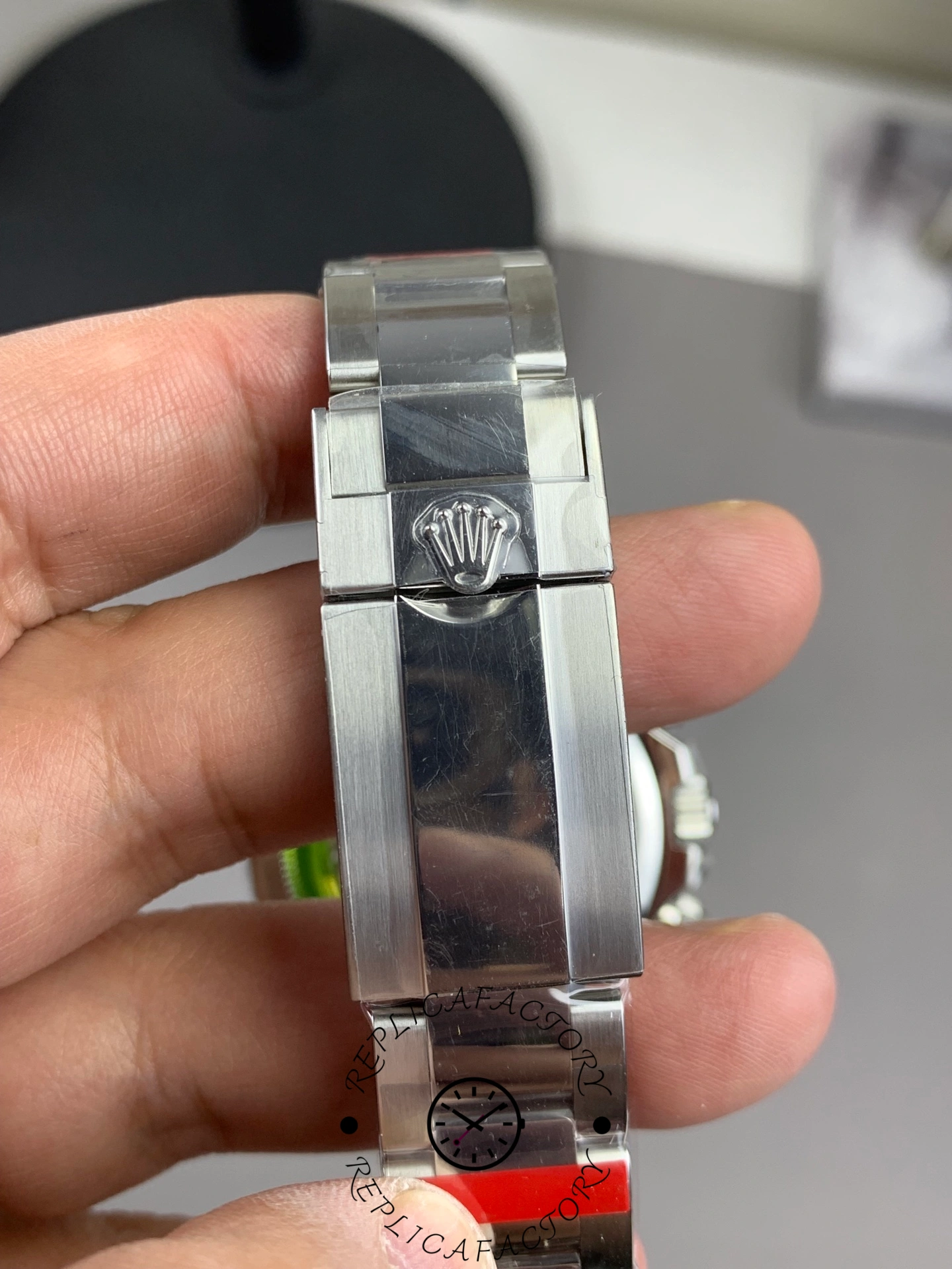 Rolex Platinum Cosmograph Daytona Ice Blue Index Dial Oyster Bracelet 126506 0001