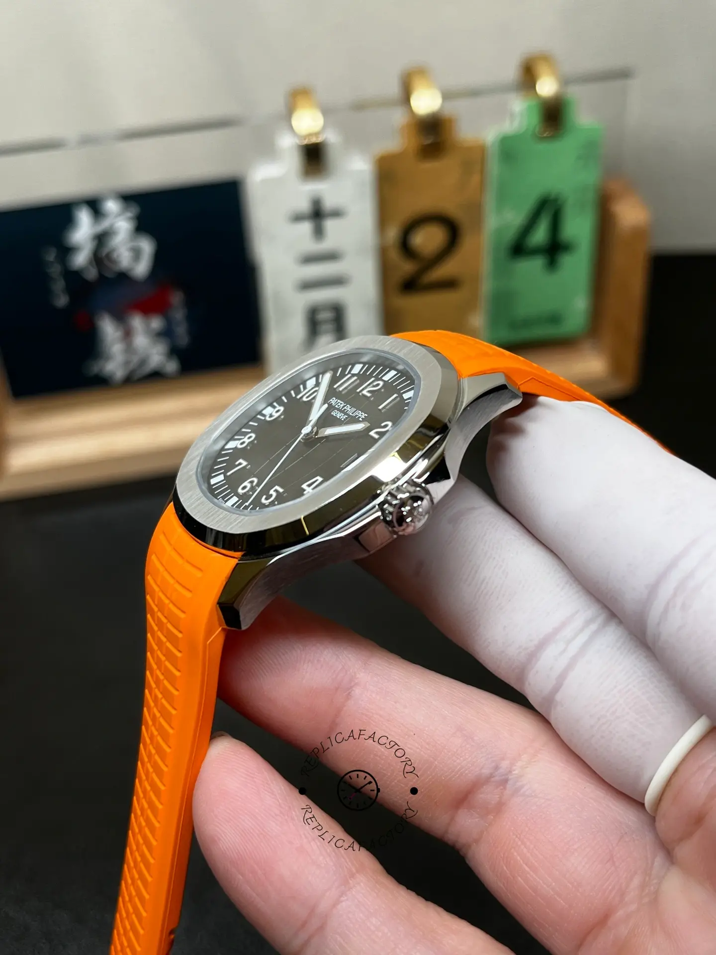 Patek Philippe Aquanaut 5167A 001 Replica 40mm Orange Rubber Strap
