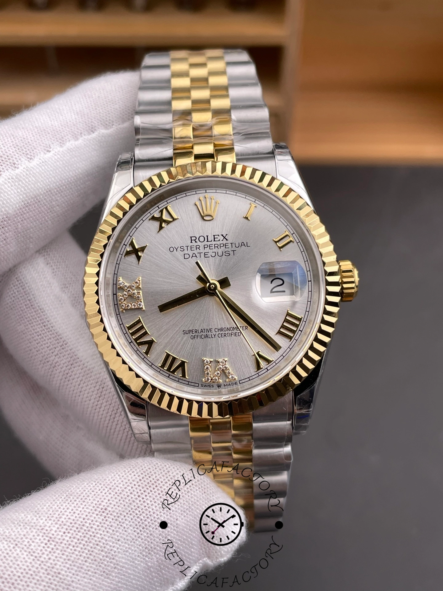 Rolex Datejust 36MM 126233 0031 Silver Roman Numeral Dial Fluted Bezel Unisex Replica Watch