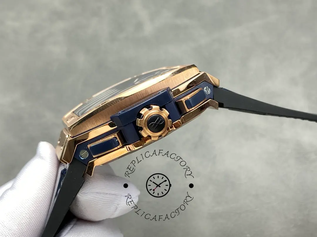 Hublot Spirit of Big Bang Chronograph King Gold Blue Leather Men's Watch 601.OX.7180.LR