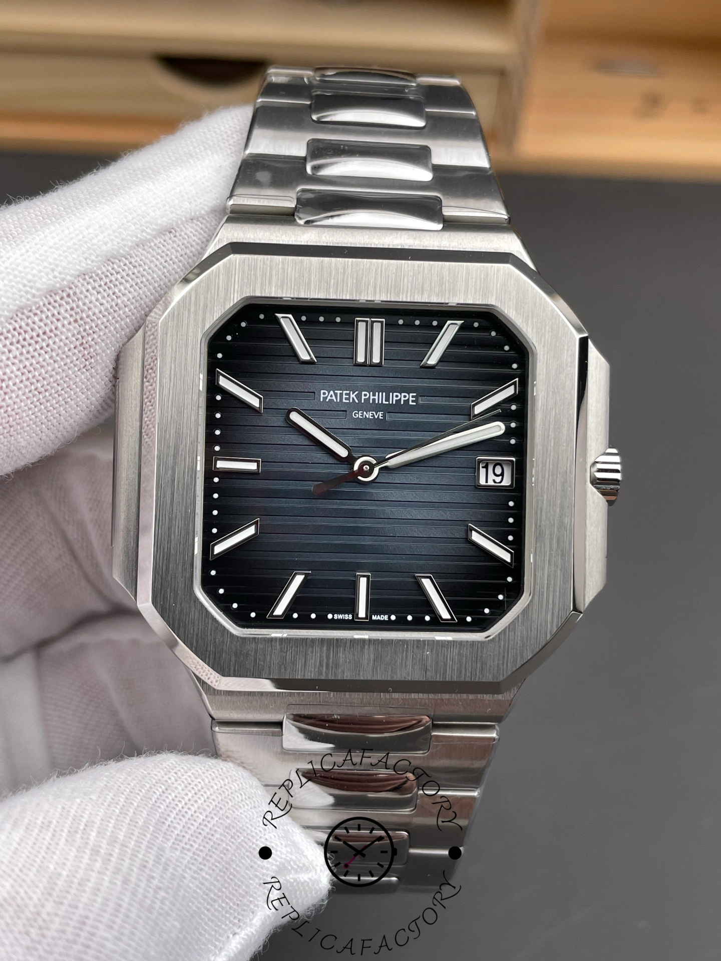 Patek Philippe Cubitus Blue Dial 40mm 7128 1G 001 Replica