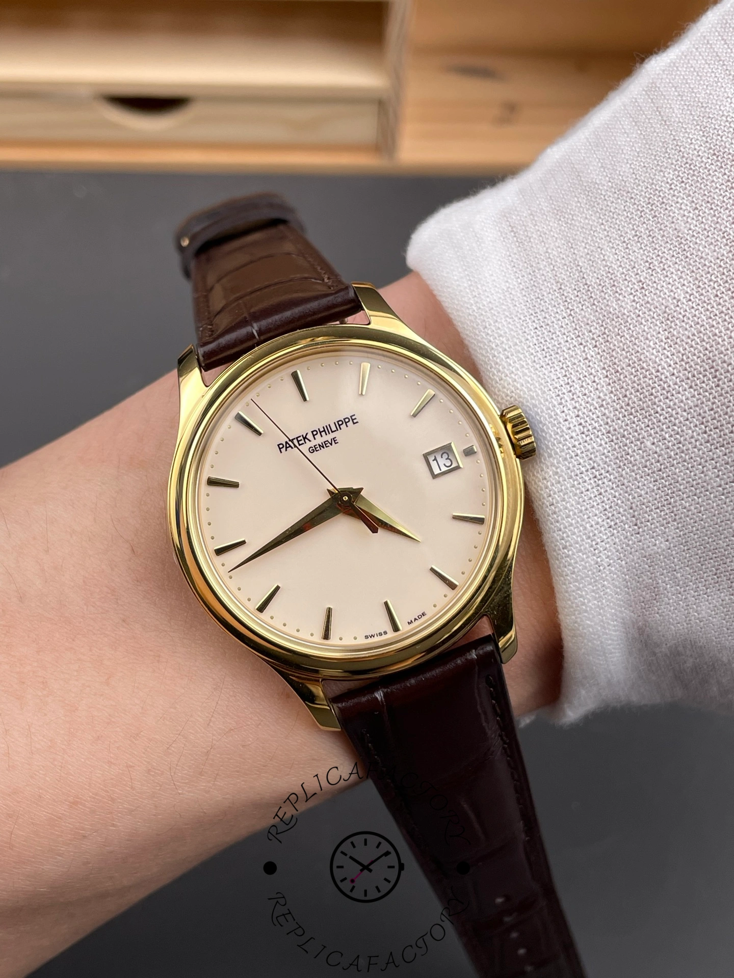 Patek Philippe Calatrava 5227J 001 Men's Replica