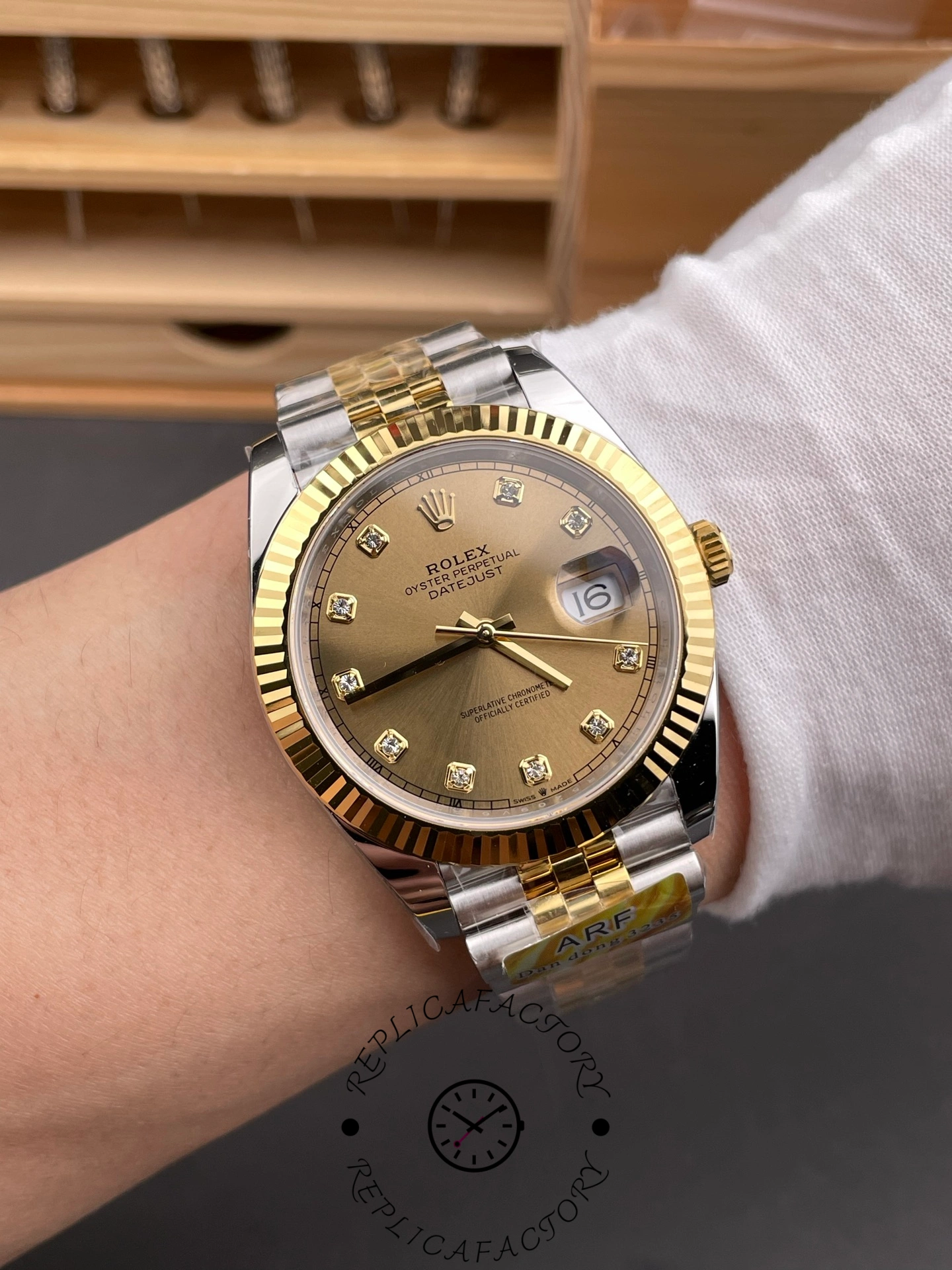 2022 Rolex Datejust Champagne Diamond Dial Two Tone M126333-0012 41mm Mens Replica Watch