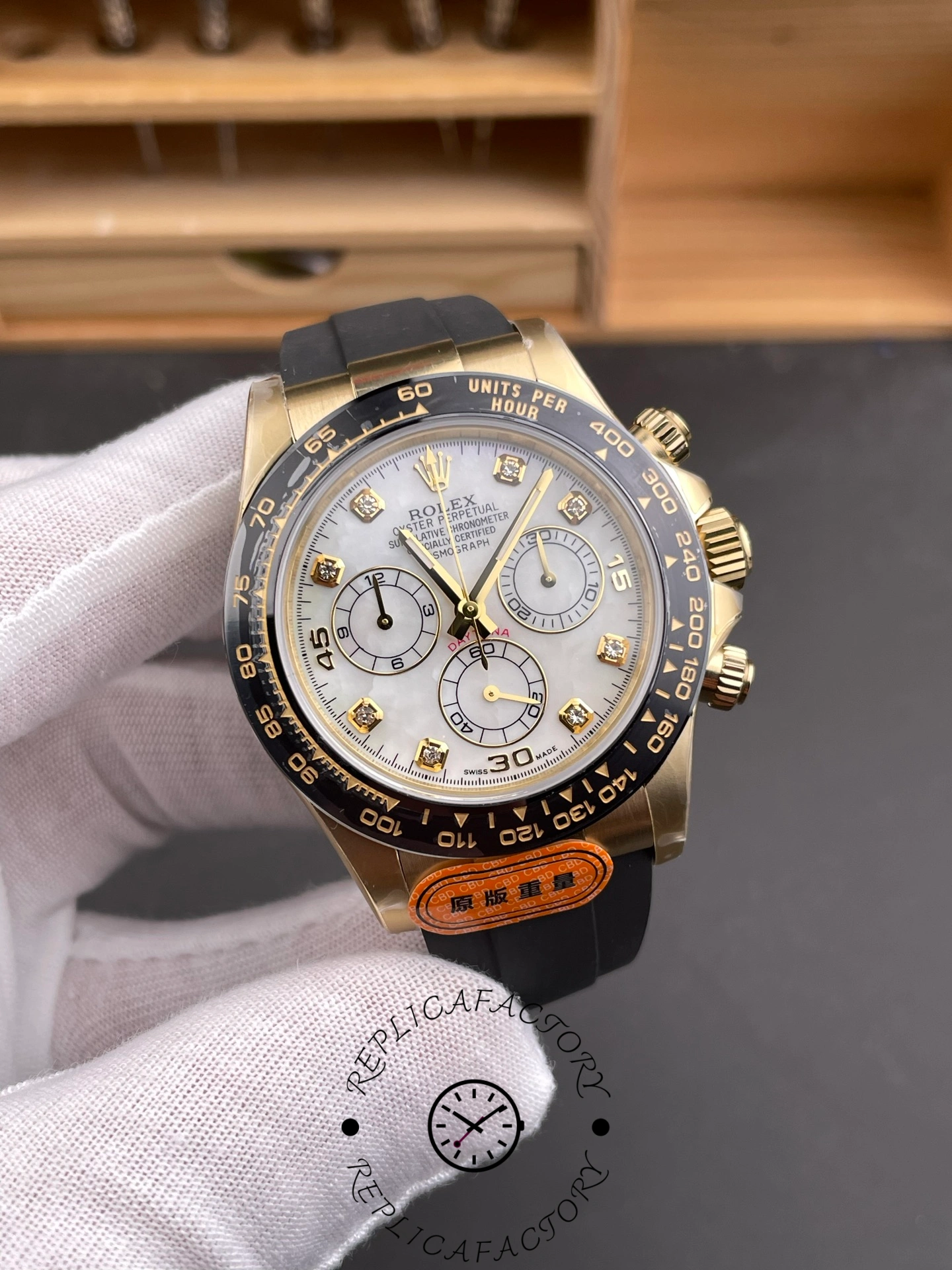 Rolex Daytona 116518LN Rubber Strap MOP Diamond Dial 40mm Mens Replica Watch