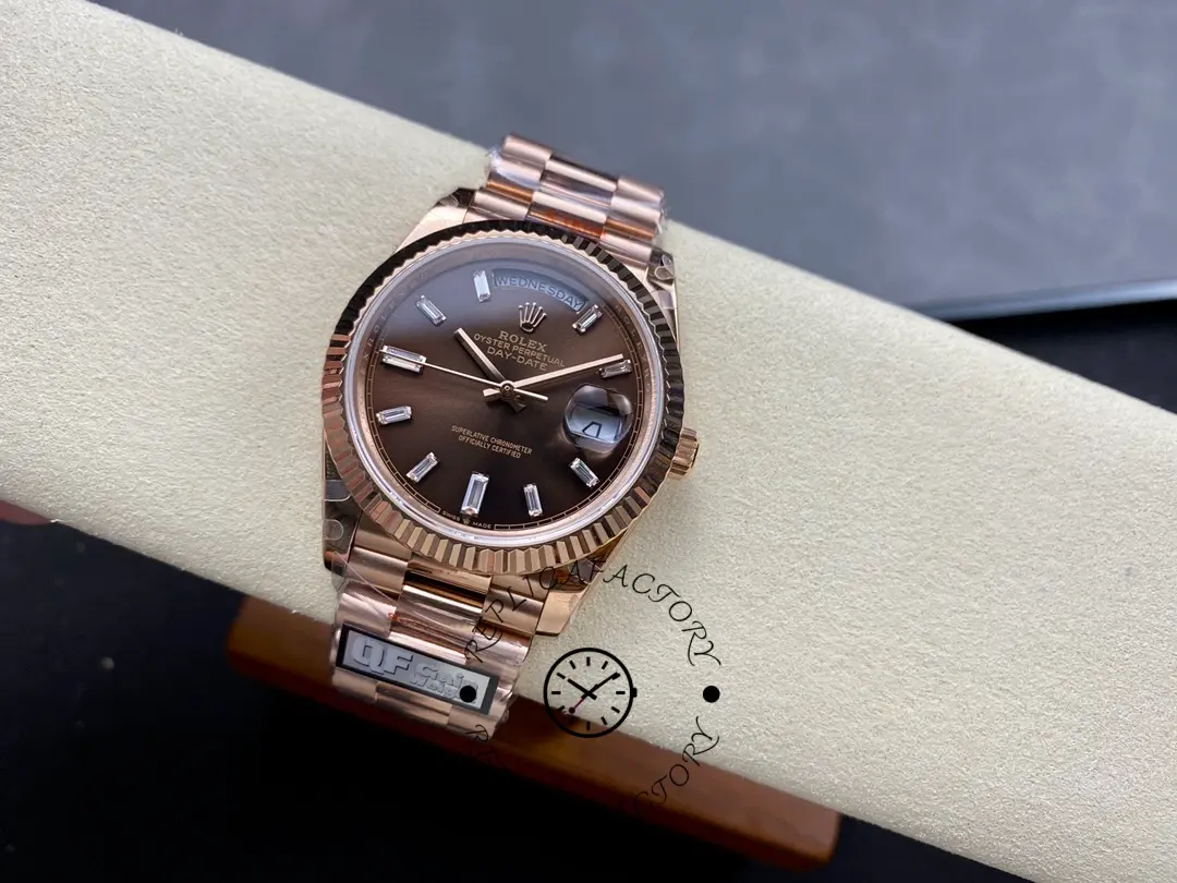 Rolex Day Date 40 18kt Everose Gold Rolex President Chocolate Dial m228235 0003