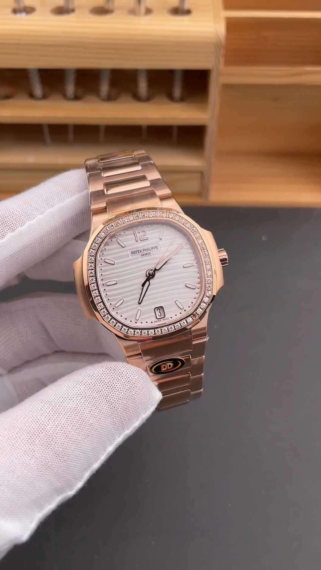 Replica Patek Philippe Nautilus 7118 1200R 001 Watch