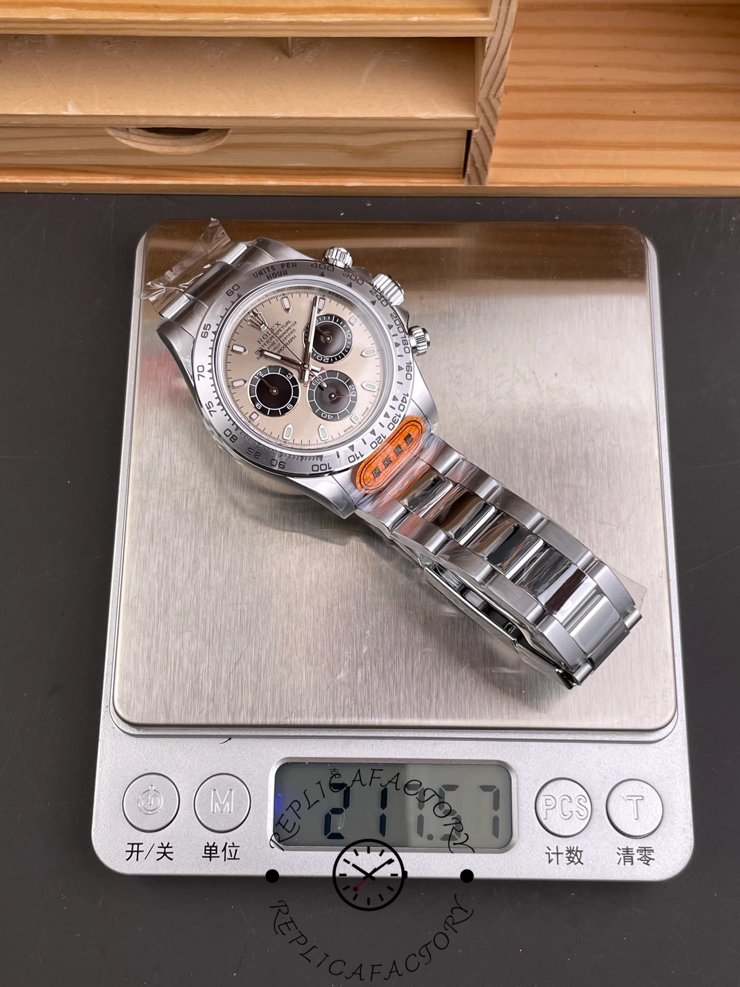 Rolex Cosmograph Daytona 116509 Silver Index Dial 40MM Mens Replica Watch