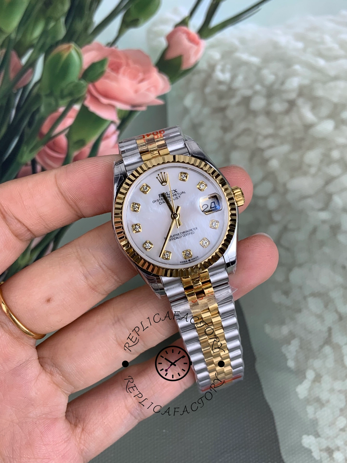 Rolex Datejust 31mm Stainless Steel and Yellow Gold 278273 0028 Mop Diamond Jubilee