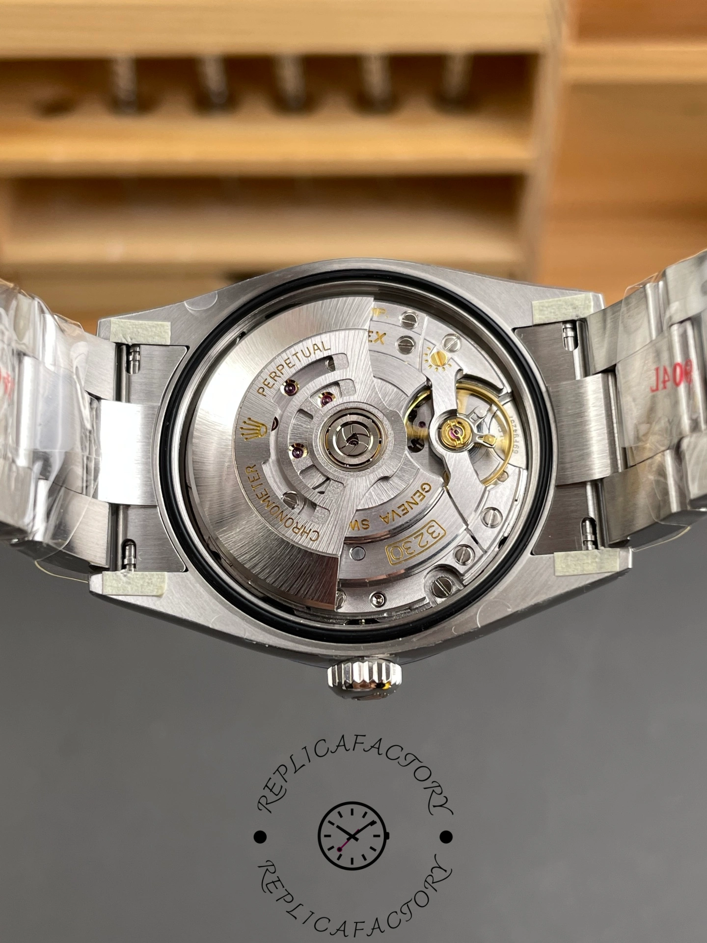 Rolex Oyster Perpetual 36 Oystersteel M126000 0015