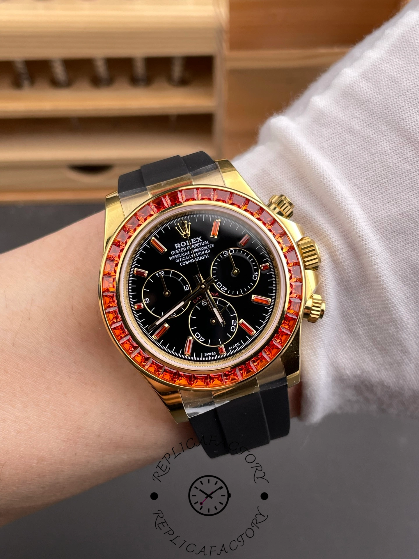 Rolex Daytona Orange Sapphire Bezel 116588SACO
