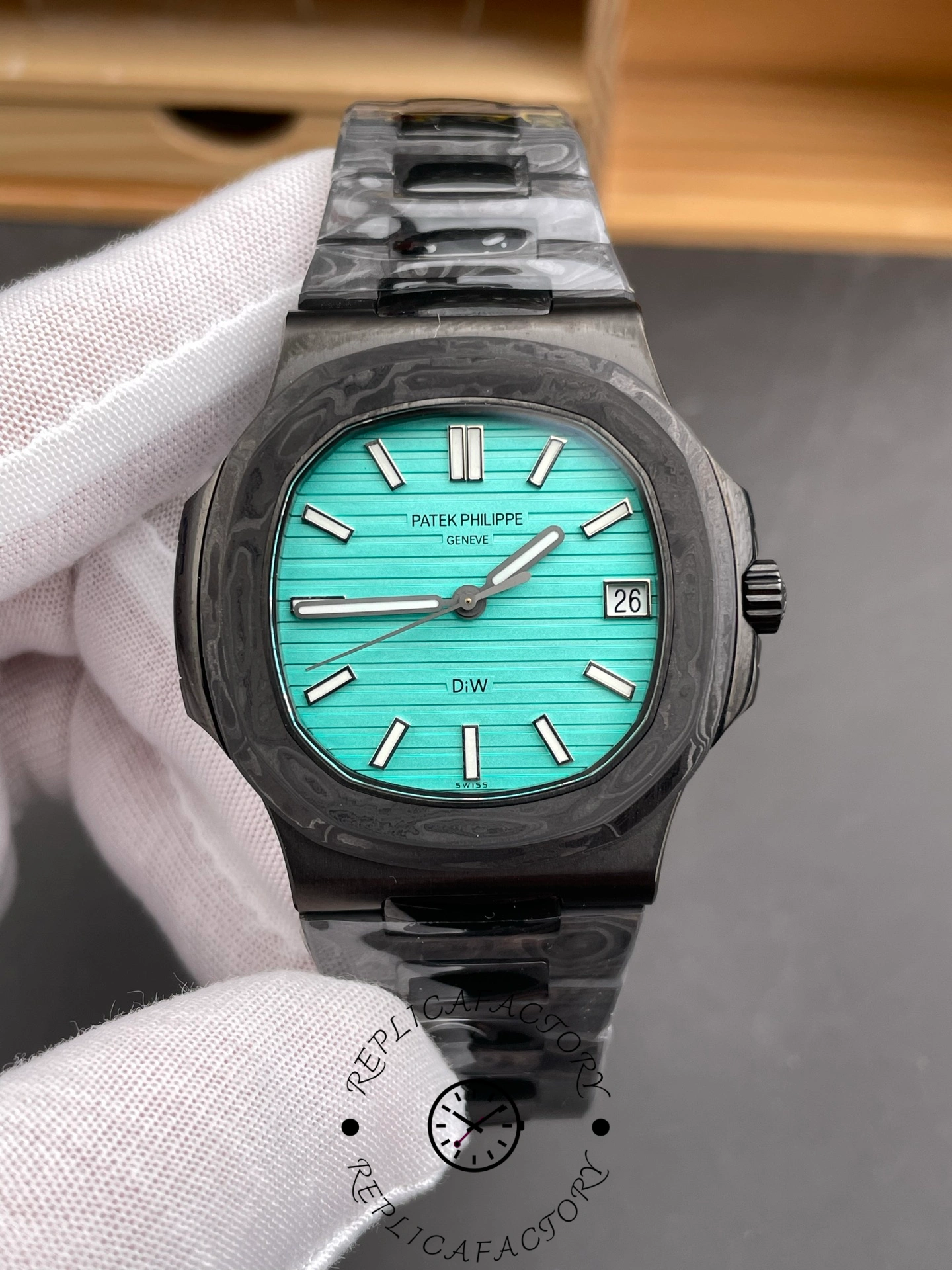 Patek Philippe Nautilus 5711 AET Green Dial Black Ceramic 40mm Men's Watch