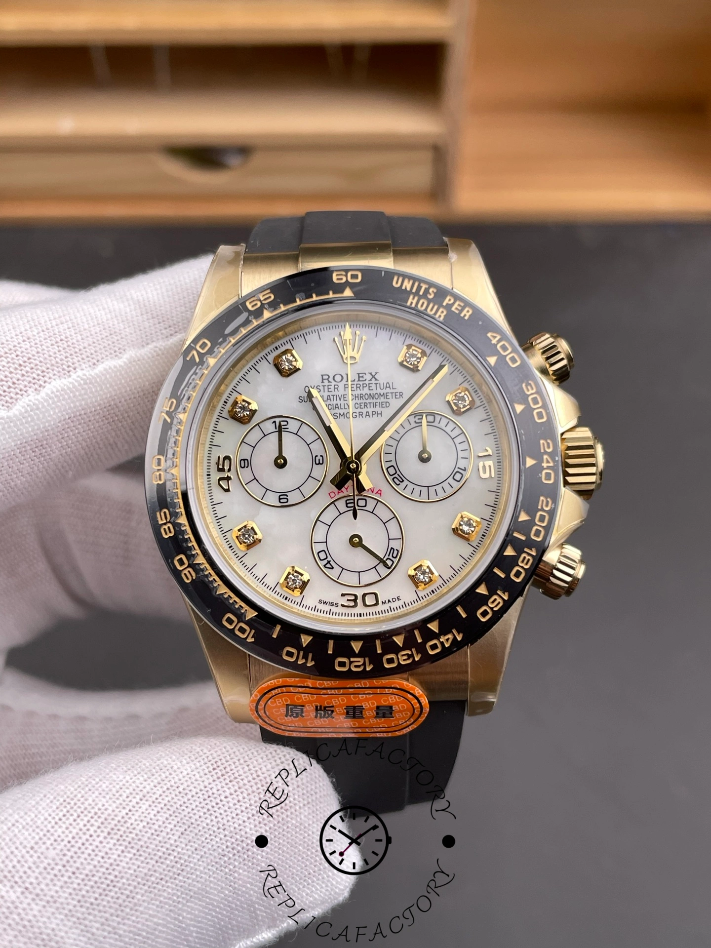 Rolex Daytona 116518LN Rubber Strap MOP Diamond Dial 40mm Mens Replica Watch