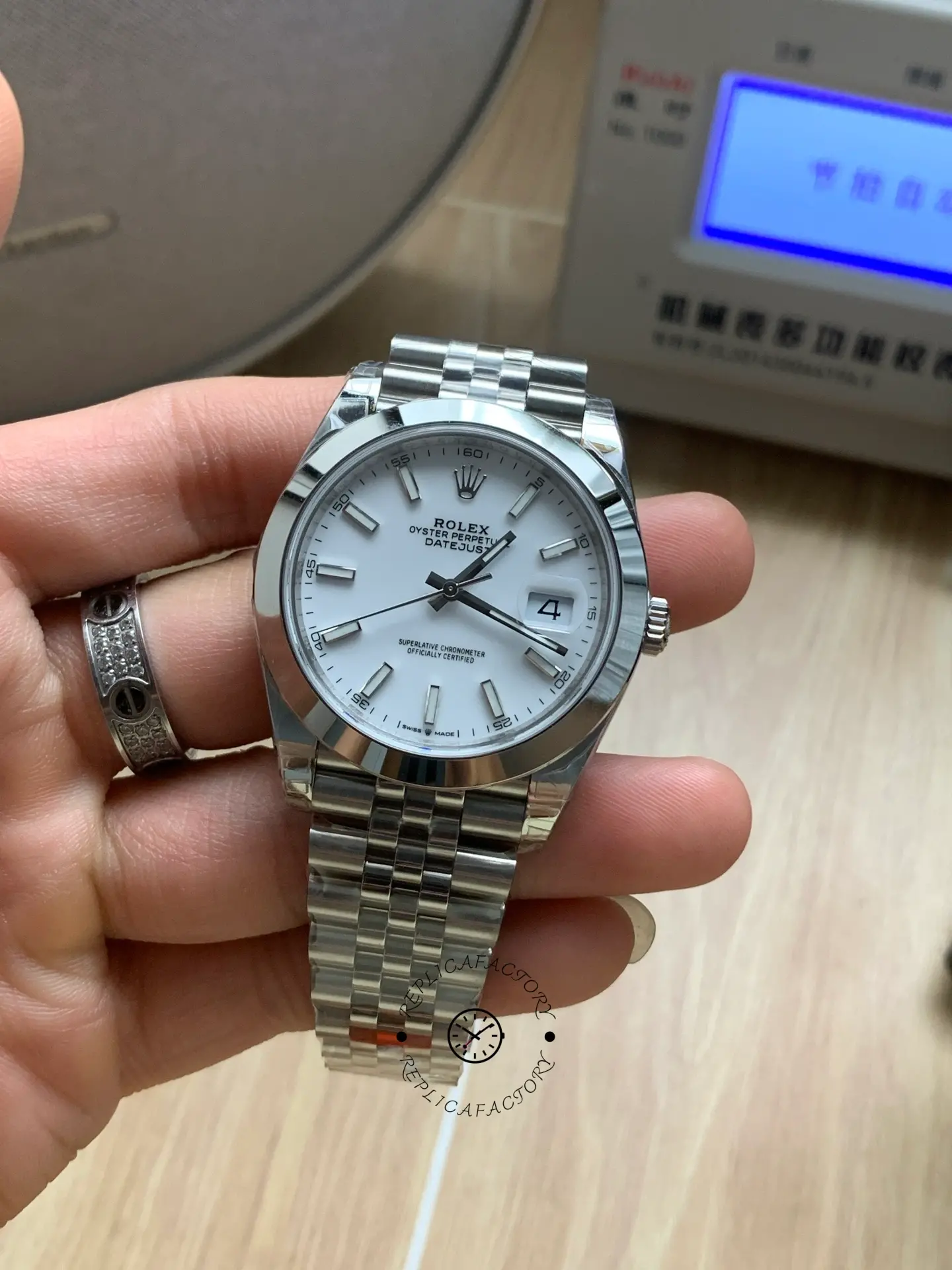 Rolex Datejust 41mm Stainless Steel 126300 0006 White Index Jubilee