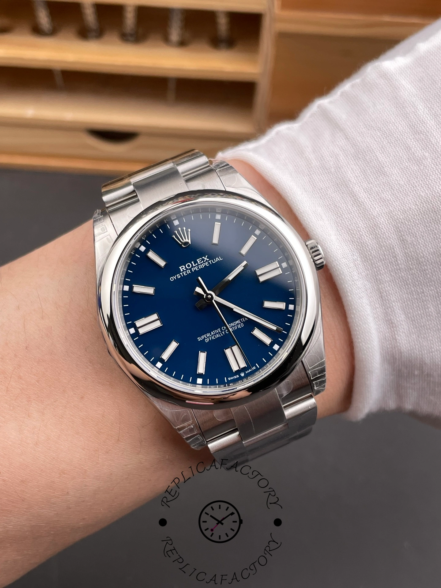 Rolex Oyster Perpetual 41 Oystersteel 124300 0003 Mens Watch