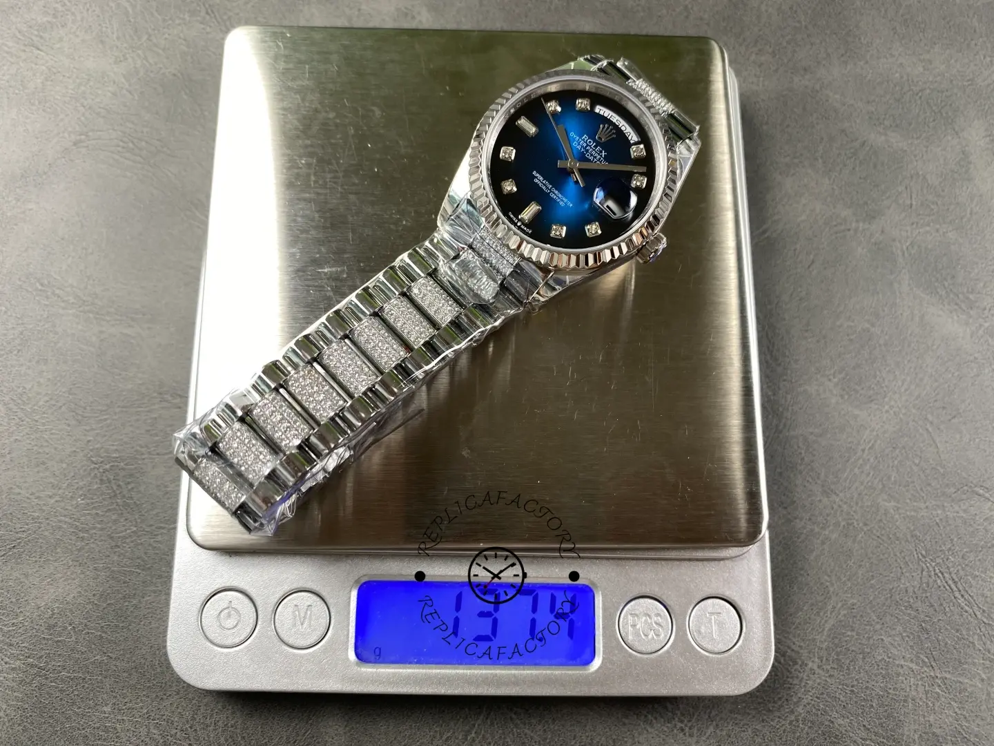 1:1 Clone Rolex Day-Date Blue Ombre Dial 36 President Watch 128239 0029
