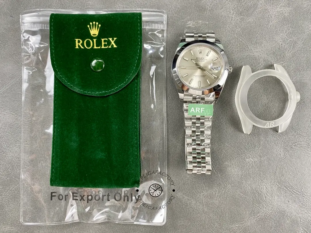 Rolex Datejust 41mm m126300 0004 Silver Stick DIal  Oystersteel Case Domed Bezel