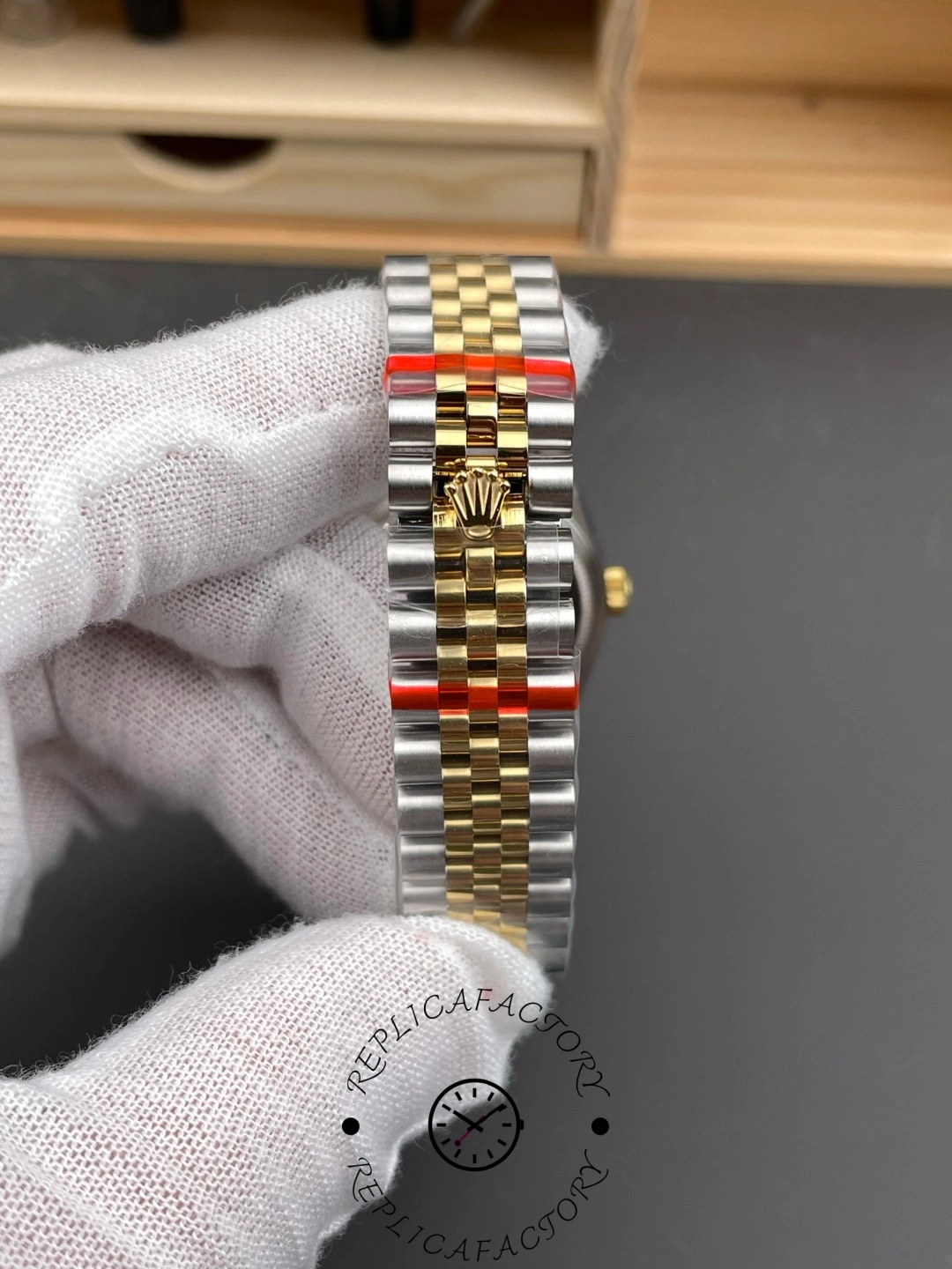 Rolex Datejust 31mm Stainless Steel and Yellow Gold 278273 0030 Green Jubilee