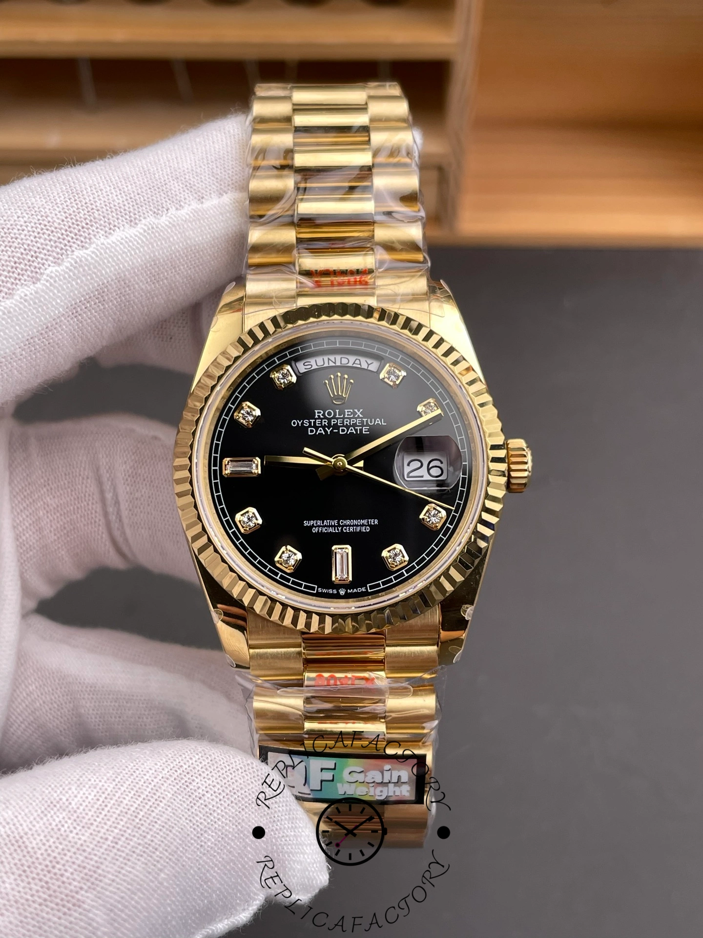 Rolex Day-Date 36mm Yellow Gold 128238