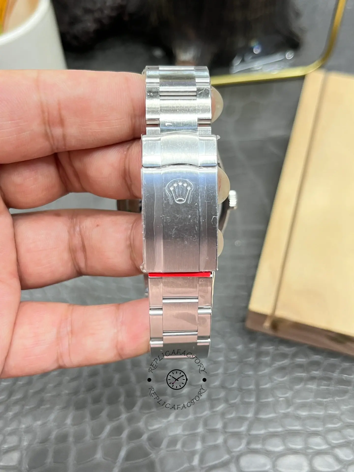 Rolex Oyster Perpetual 36 m126000 0009 Women's Watch Replica