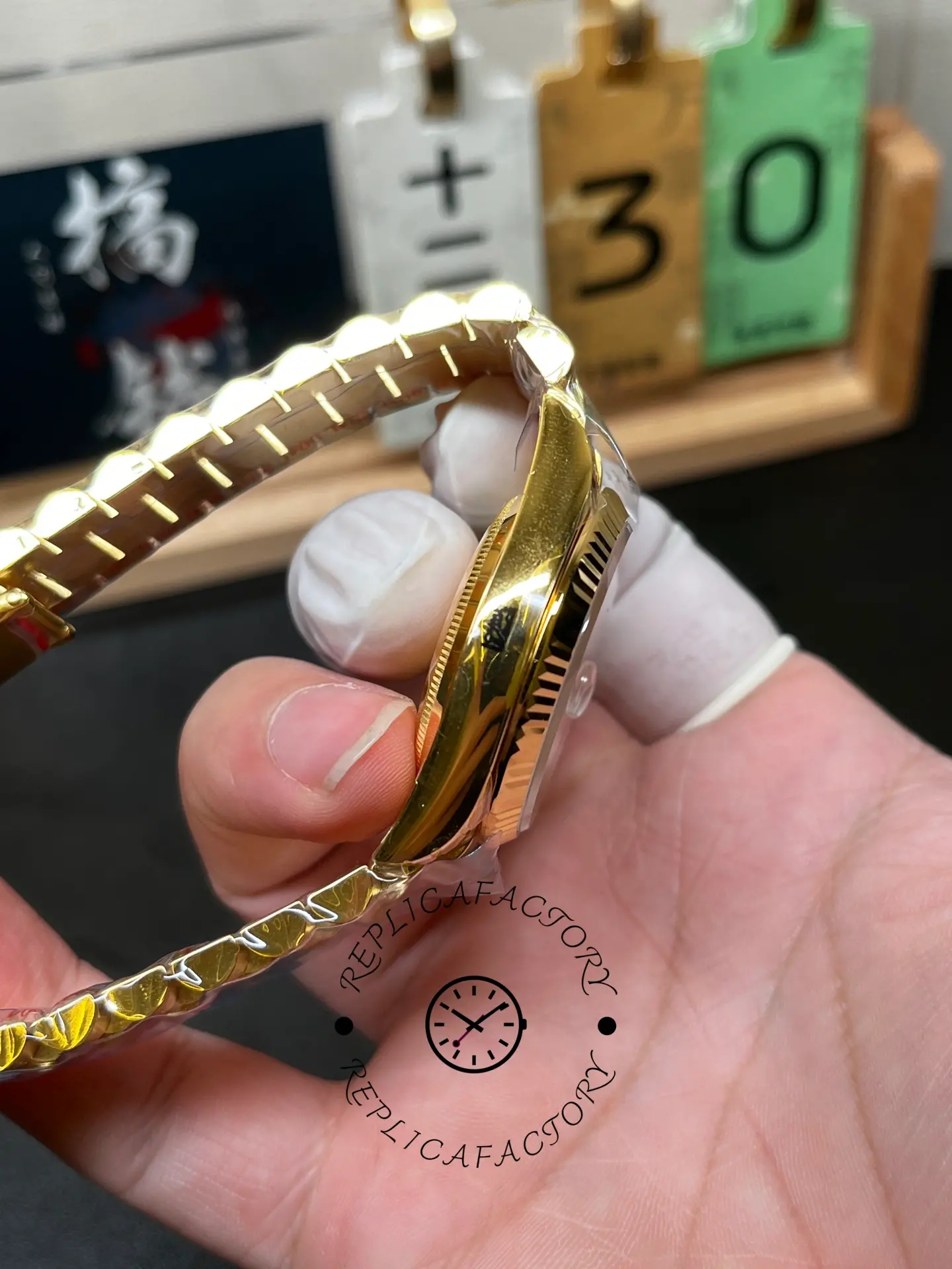 Rolex Day Date 36mm Yellow Gold 128238 0011 MOP Diamond