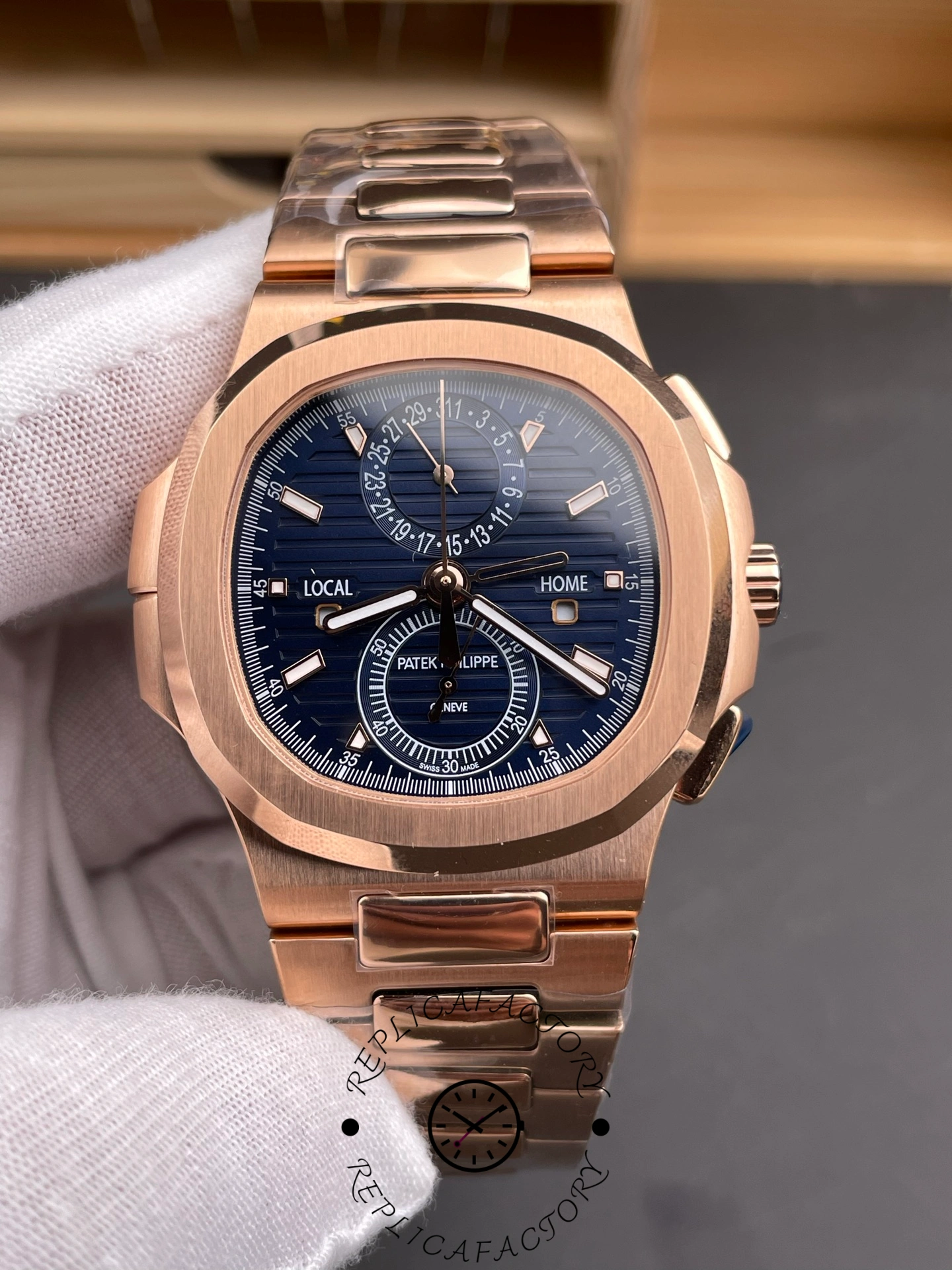 Patek Philippe 5990/1R-001 1:1 Clone Nautilus Blue Dial Watch