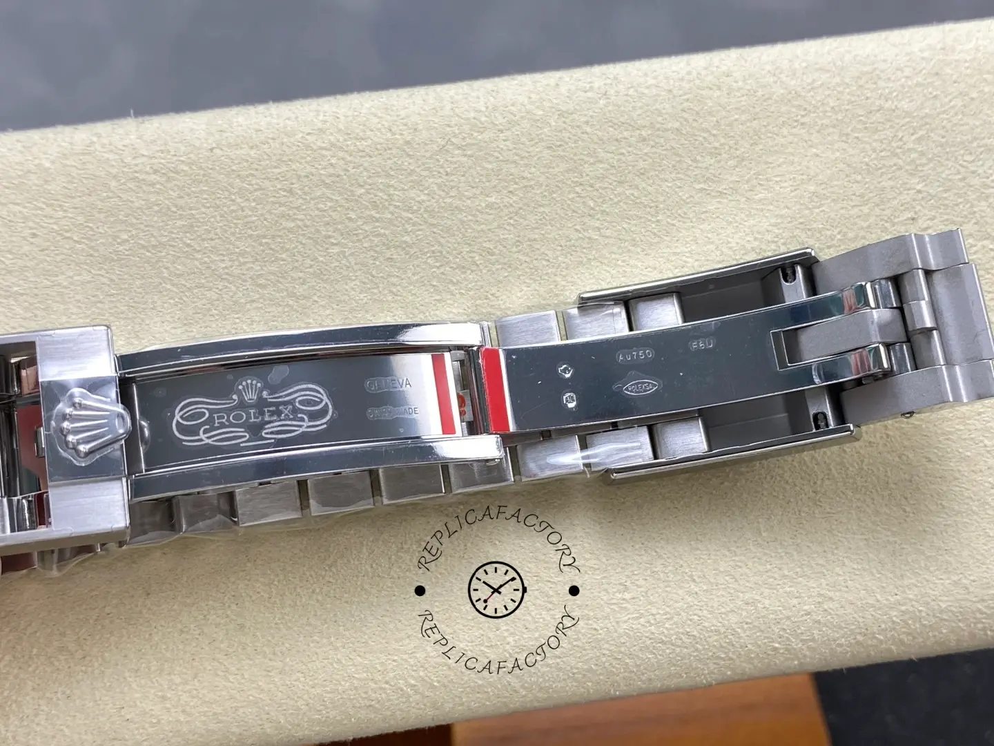 Rolex GMT Master II Green Dial M126729VTNR 0002 1:1 Clone Jubilee Bracelet Watch