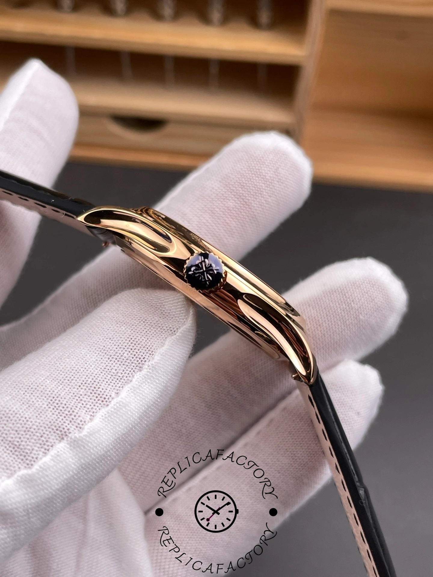 Patek Philippe Calatrava Rose Gold 5227R 001 38mm