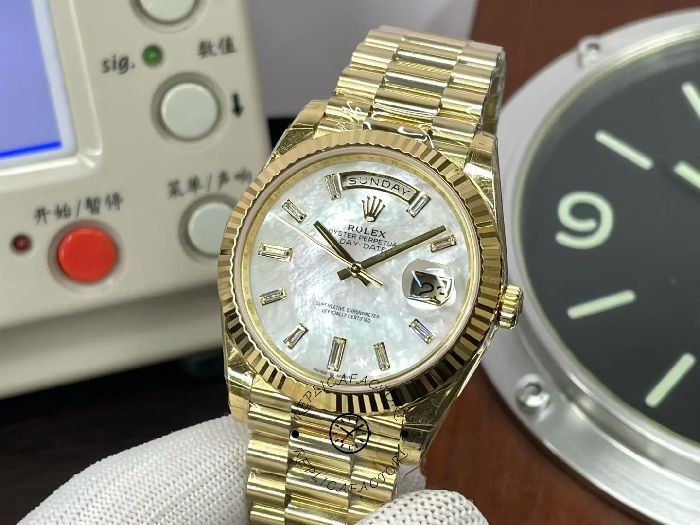 Rolex Day Date Oyster 40 mm Yellow Gold President Mother of Pearl Diamond Dial M228238 0071