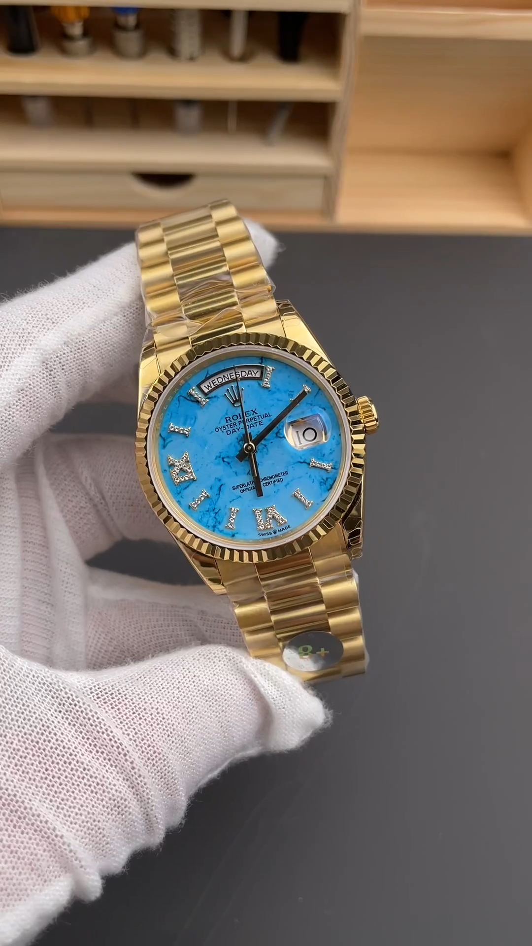 Rolex Day-Date 128238 Fluted Bezel Turquoise Diamond Dial 36MM Unisex Replica Watch