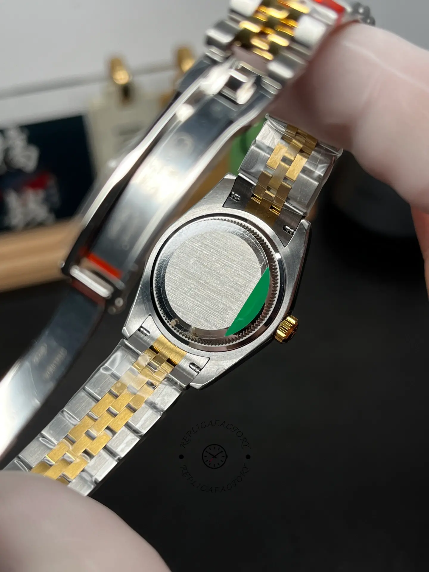 Rolex Lady-Datejust 279173-0021 Champagne Dial 28 Diamond-Set Roman Replica