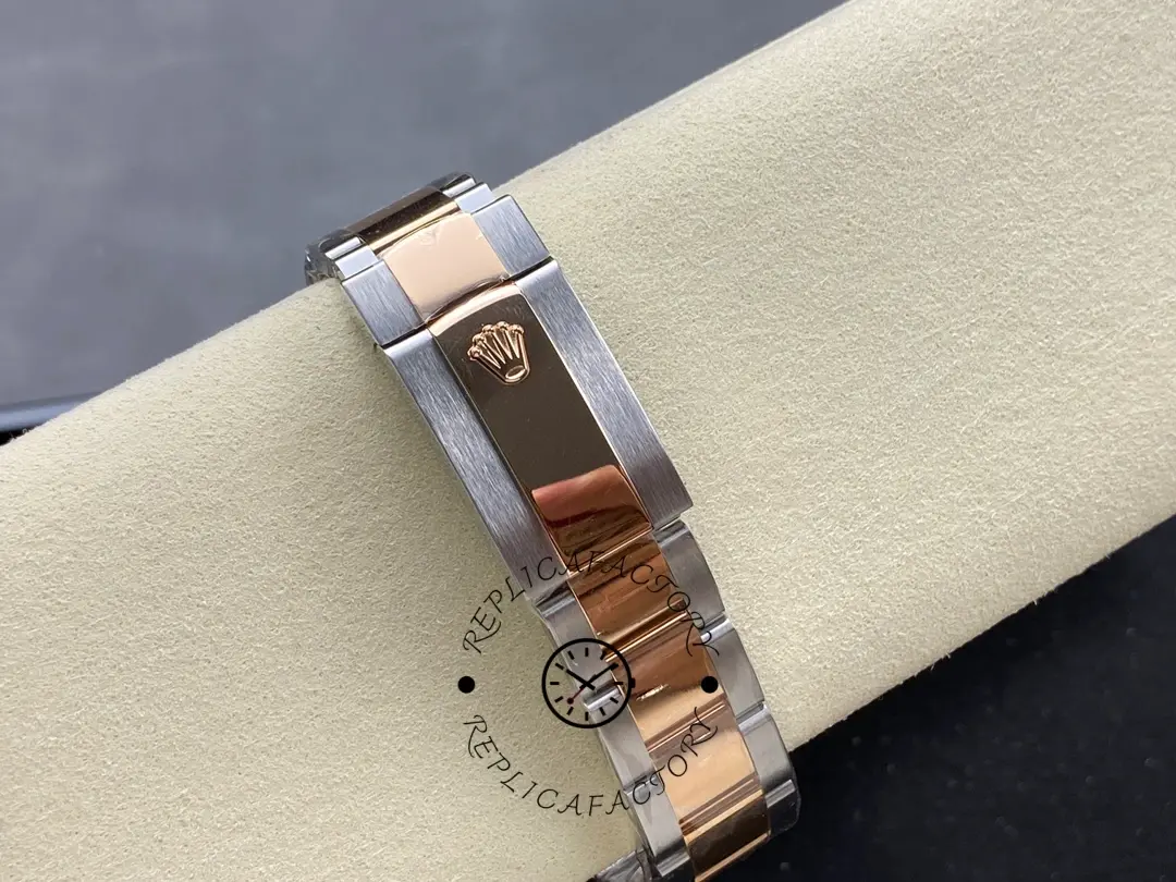 Rolex Datejust 41 Everose Gold Black Dial Oyster Bracelet 126331