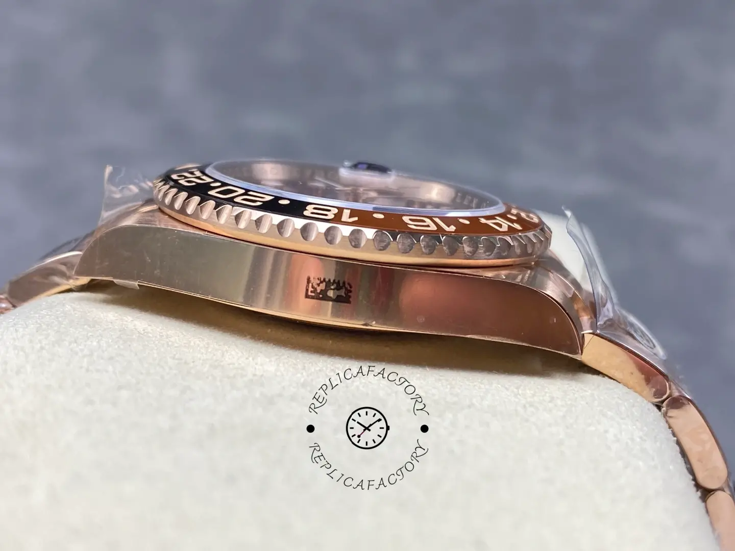 2025 Rolex GMT Master II 18k Everose Gold M126715CHNR 0002 Replica