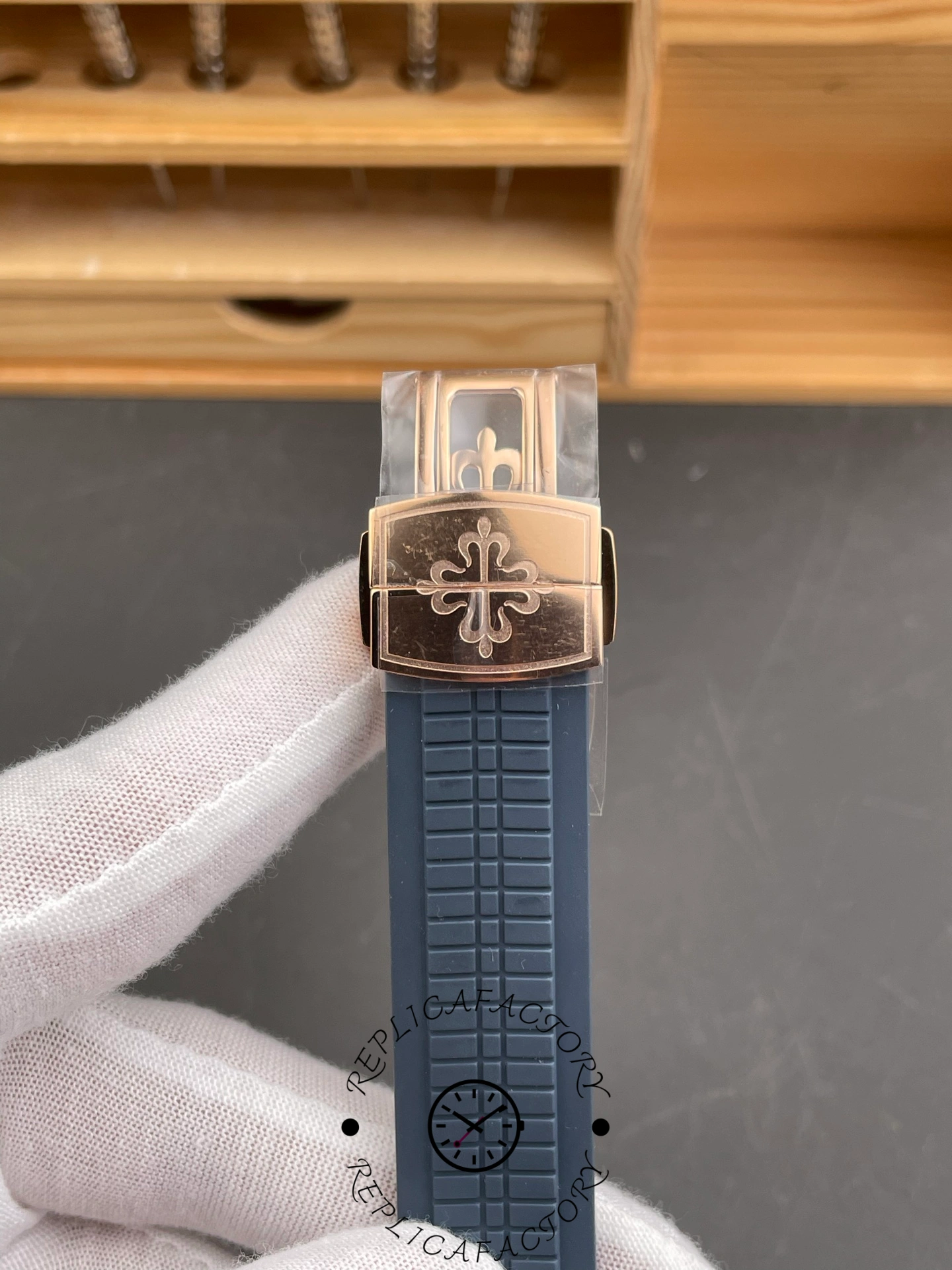 Replica Patek Philippe Aquanaut 5261R-001 Luce Annual Calendar