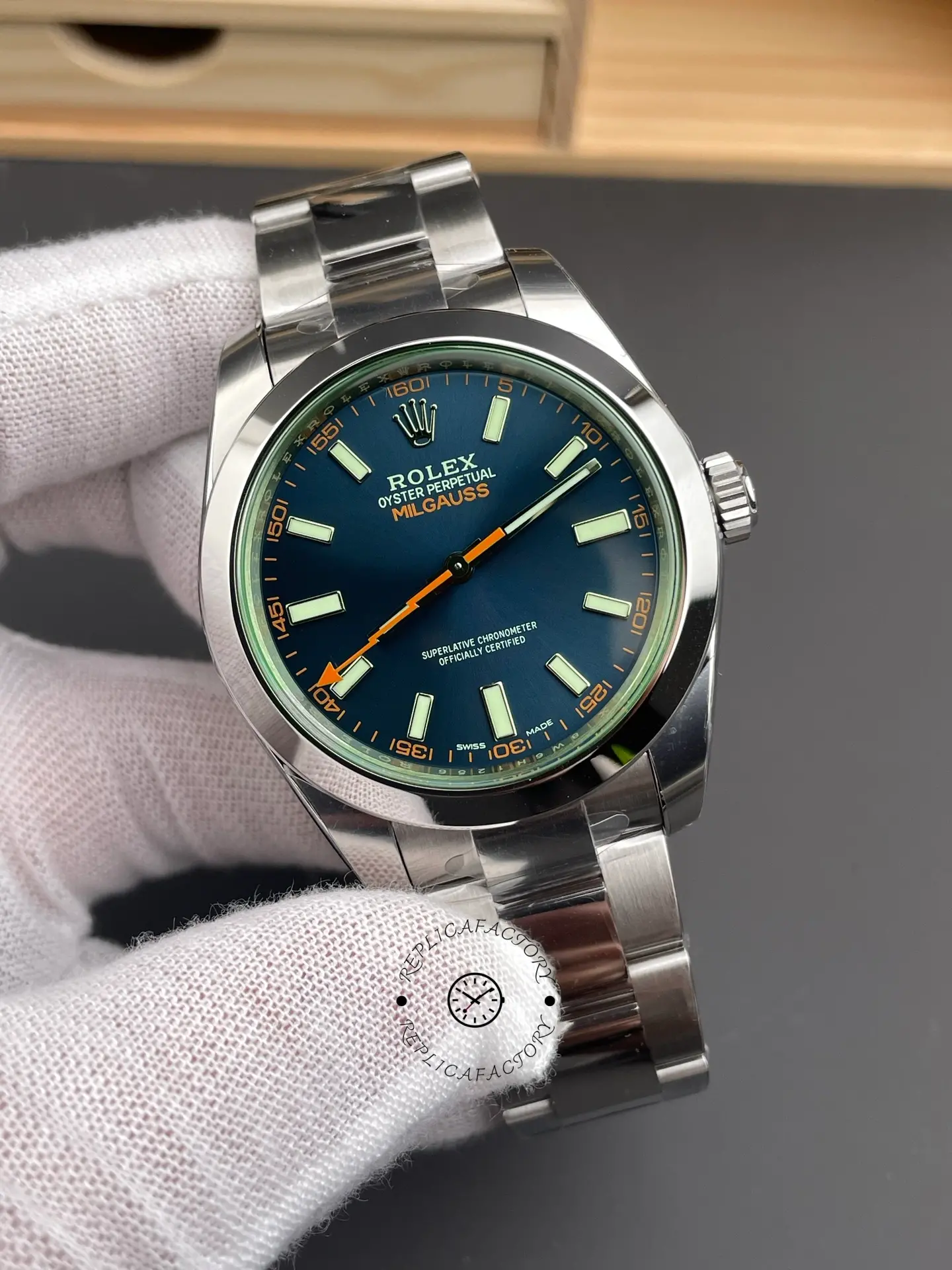 Rolex Milgauss 116400GV-0001 Stainless Steel Black Dial 40MM Mens Replica Watch